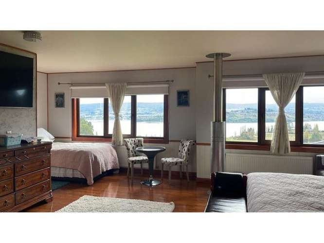 Casa en venta de 4 dorm. en Castro