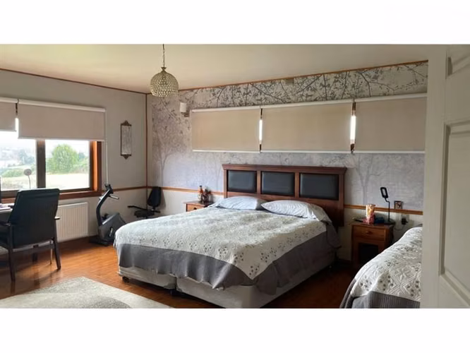 Casa en venta de 4 dorm. en Castro