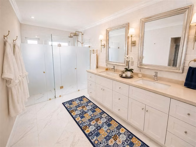 ESPECTACULAR PROPIEDAD EN VENTA, 4D 6B
