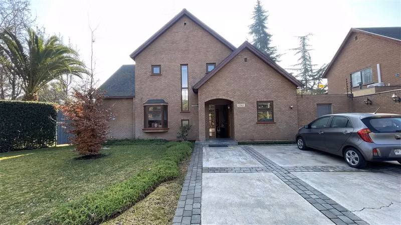 MAGNIFICA PROPIEDAD PARA TU FAMILIA, Tu hogar en Chicureo!!