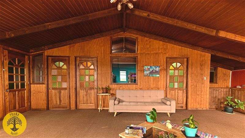 Ampia casa en venta de 7 dorm. apta para comercio en Natales