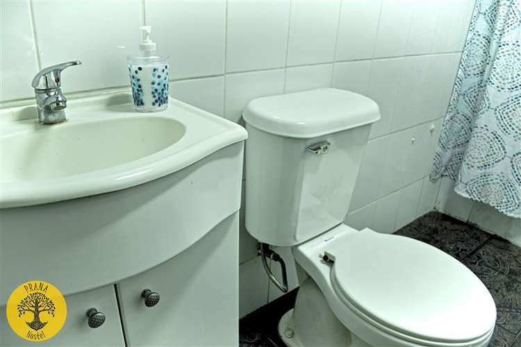 Ampia casa en venta de 7 dorm. apta para comercio en Natales