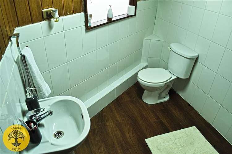 Ampia casa en venta de 7 dorm. apta para comercio en Natales