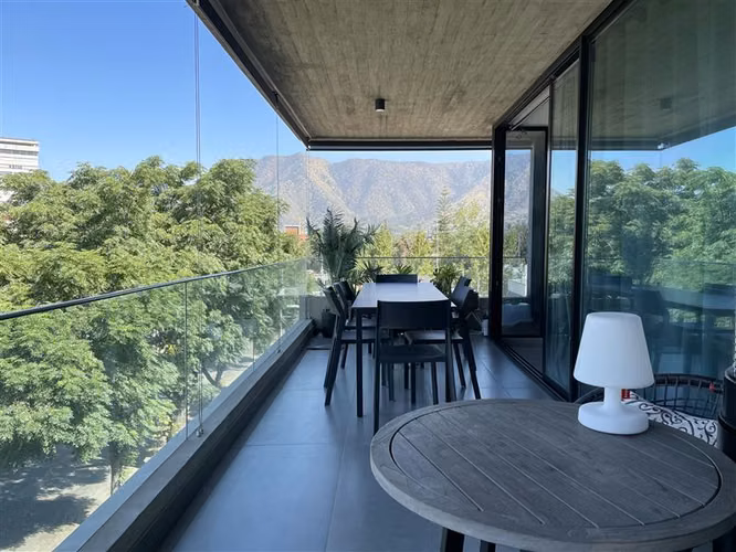 Departamento en venta de 3 dorm. en Vitacura Exclusivo.