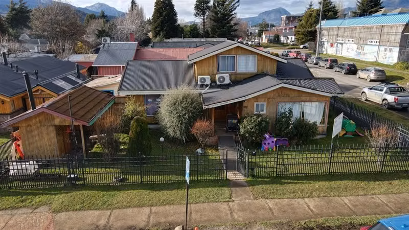 Casa en venta de 5 dorm. en Coihaique