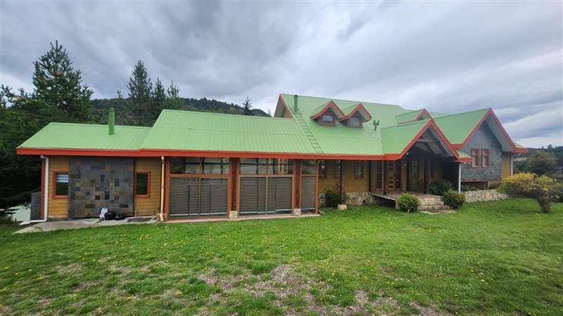 Casa en venta de 5 dorm. en Coihaique - Imagen 2