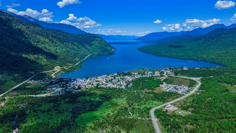 Sitio en venta en Puyuhuapi - Imagen 2