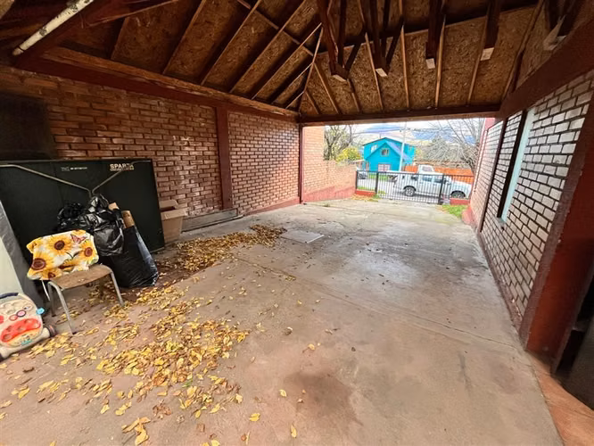 Casa en arriendo de 4 dorm. en Coihaique