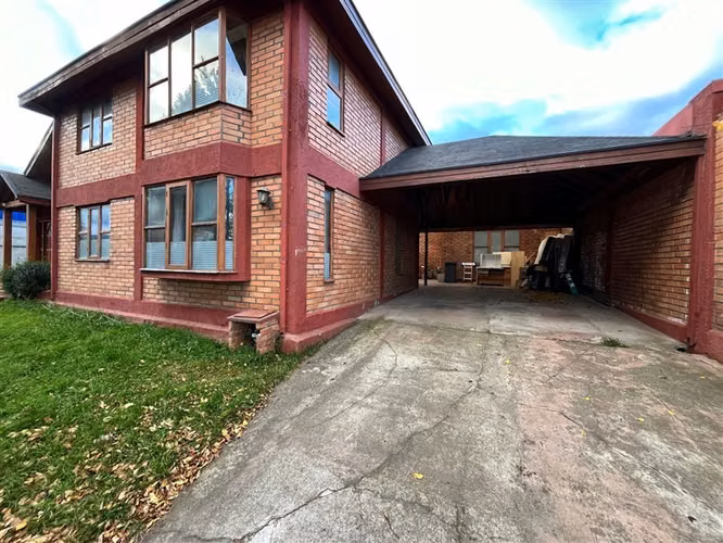 Casa en arriendo de 4 dorm. en Coihaique