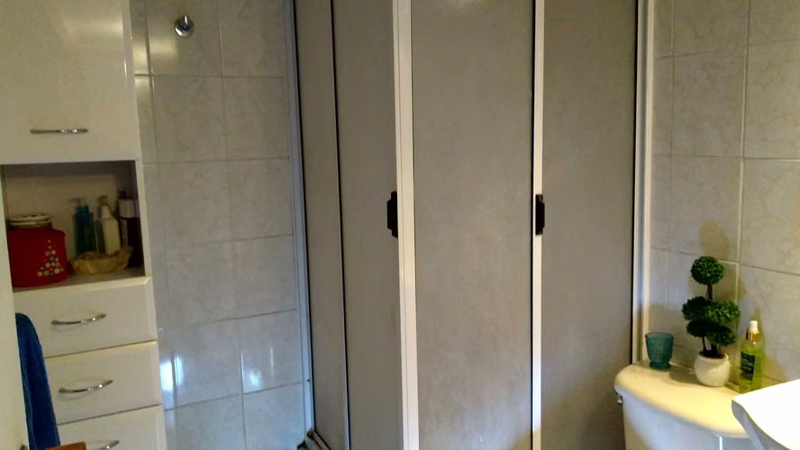 Casa Amplia y Moderna, 4D+2B+3E+1BD (152904)