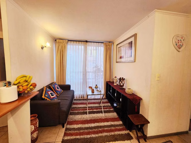 Amplio departamento 3 dormitorios/1 baño. (152887)
