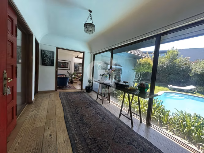 Espectacular casa Jardín del este- Vitacura