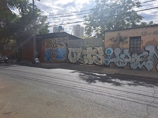 Sitio con aprobación de proyecto urbanizado