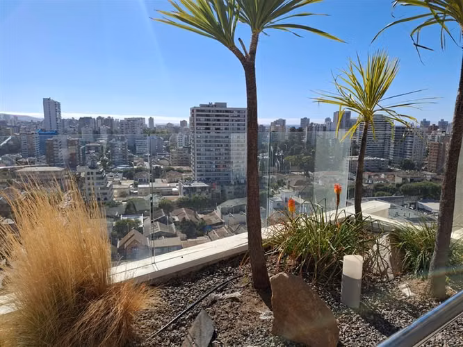 6 1/2 oriente se vende departamento Viña del mar.