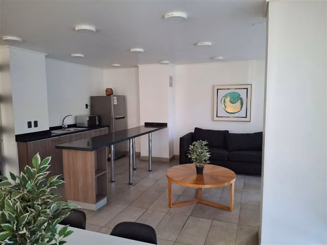 6 1/2 oriente se vende departamento Viña del mar.