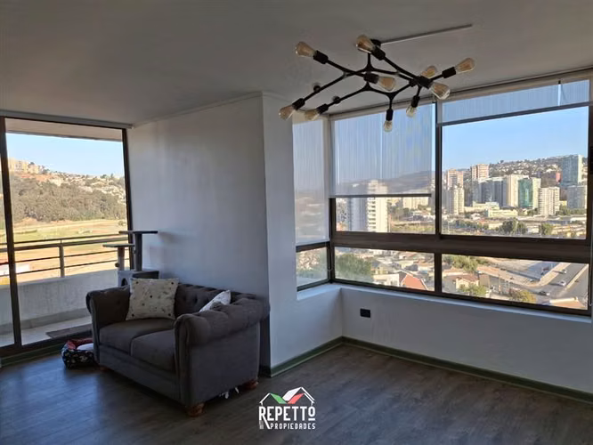 6 1/2 oriente se vende departamento Viña del mar.