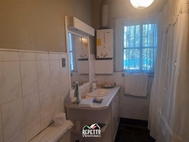 Casa gran terreno en venta, Villa Alemana. Muy central