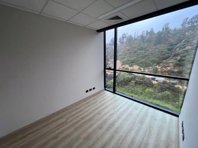 OFICINA  23M2 CENTRO EMPRESARIAL EL SALTO, VALOR 1