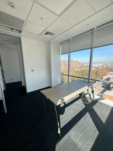 Arriendo OFICINA en Edificio Torres del Parque en Las Condes - Imagen 6