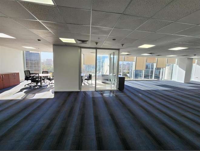 Arriendo OFICINA en Edificio Mistral en Las Condes - Imagen 6