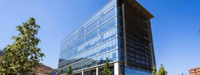 Arriendo OFICINA Edif. 16 en Ciudad Empresarial Huechuraba
