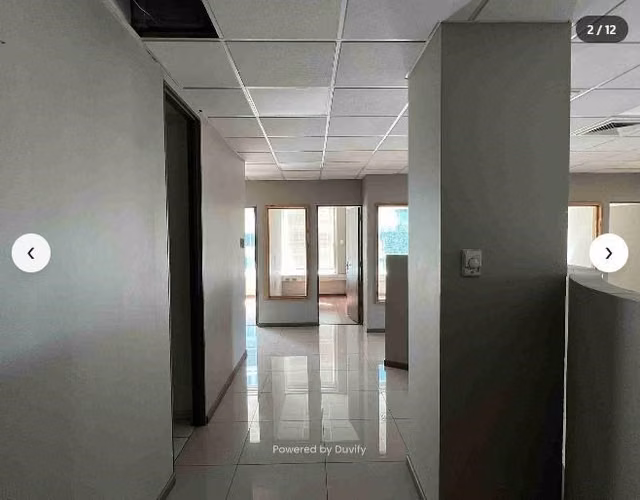 Arriendo OFICINA en Ciudad Empresarial de Huechuraba