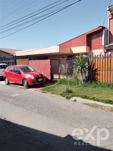 a una cuadra Metro Elisa Correa un piso 3 dorm. 2 baños