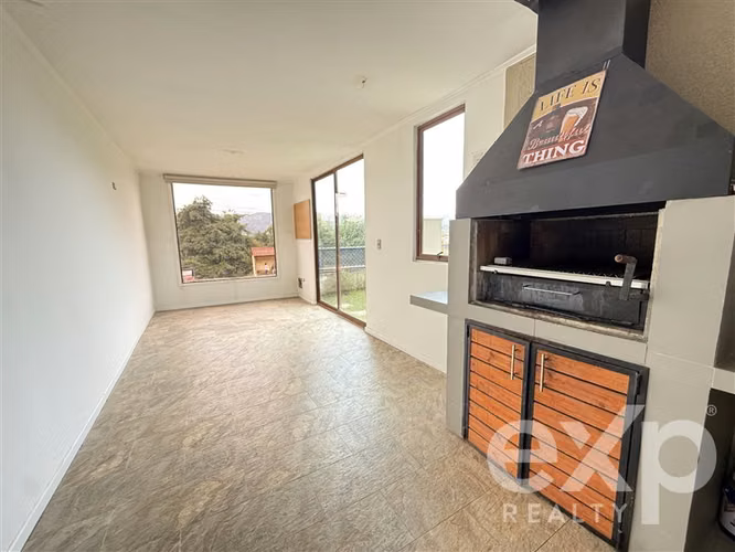 Casa en venta de 5 dorm. en San Pedro de la Paz