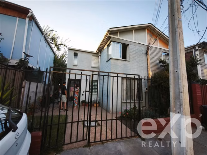 Casa en venta de 2 dorm. en Quilicura