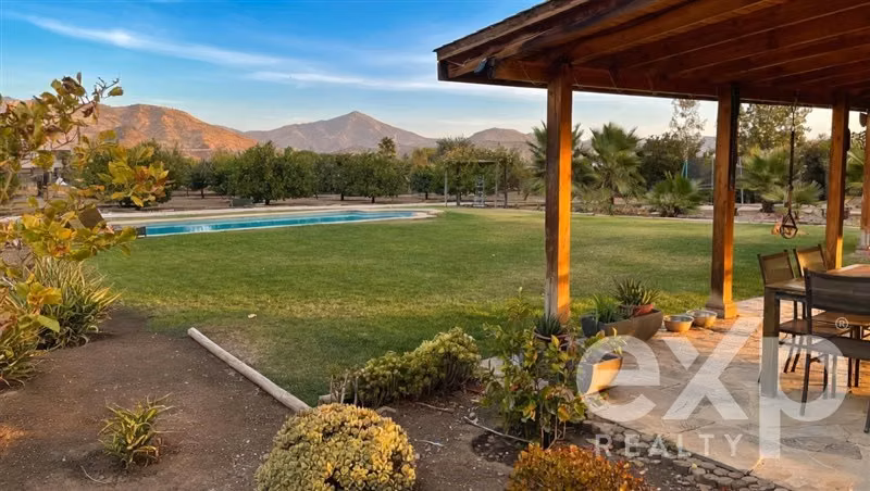 Casa en Polo de Manquehue 5.000 m de terreno Nuevo precio