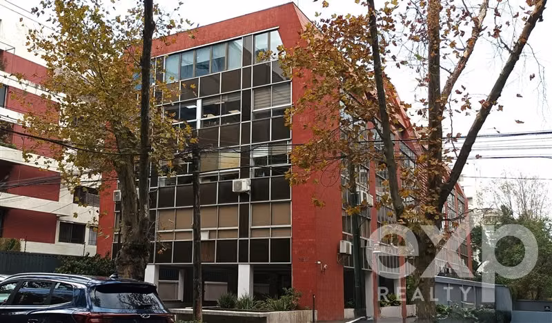 Lota con Suecia Oficina en venta en Providencia