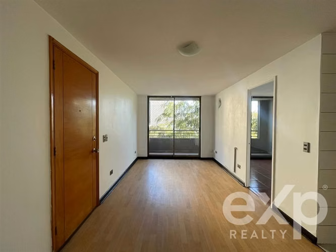 Departamento en venta de 1D 1B. en Santiago Metro Republica