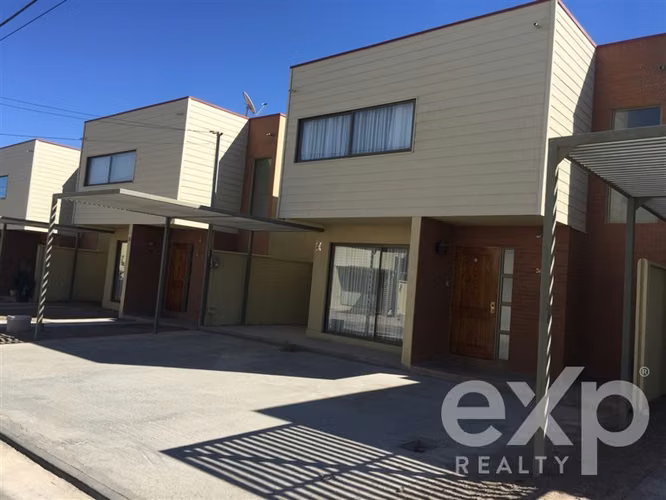 Casa en Condominio venta de 3 dorm. en Calama