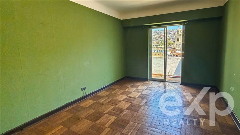 Valparaiso Avda. Pedro Montt 4 Dorm