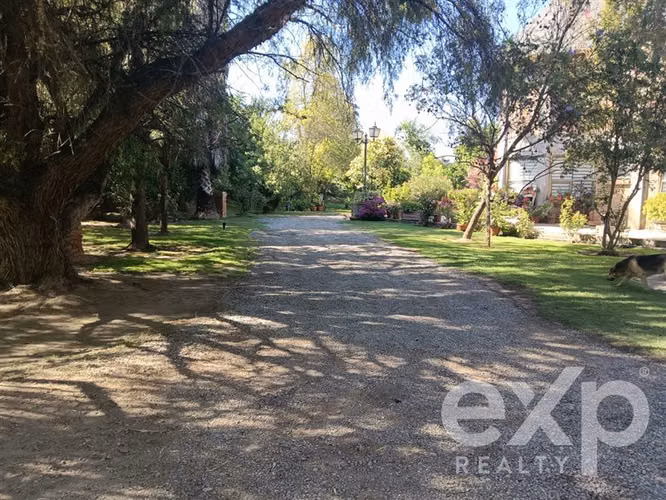 Casa en venta de 8 dorm. en Padre Hurtado