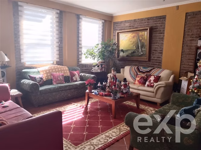 Casa en venta de 8 dorm. en Padre Hurtado