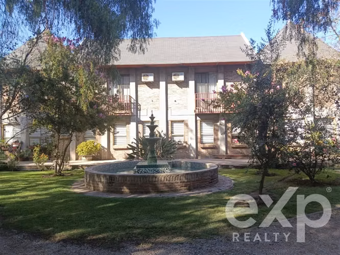 Casa en venta de 8 dorm. en Padre Hurtado