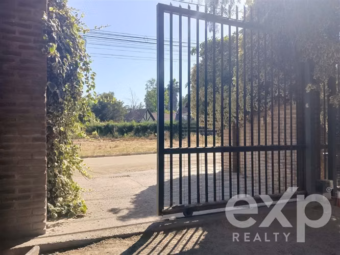 Casa en venta de 8 dorm. en Padre Hurtado
