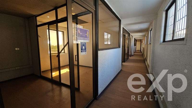 Edificio Industrial de 2 Pisos en Arriendo Independencia