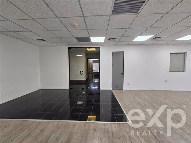 Oficina Habilitada en Arriendo Sector El Bosque 263,75 m2