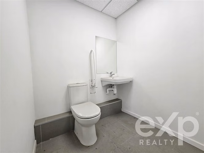 Oficina Habilitada en Arriendo Sector El Bosque 263,75 m2