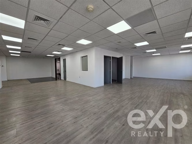 Oficina Habilitada en Arriendo Sector El Bosque 263,75 m2