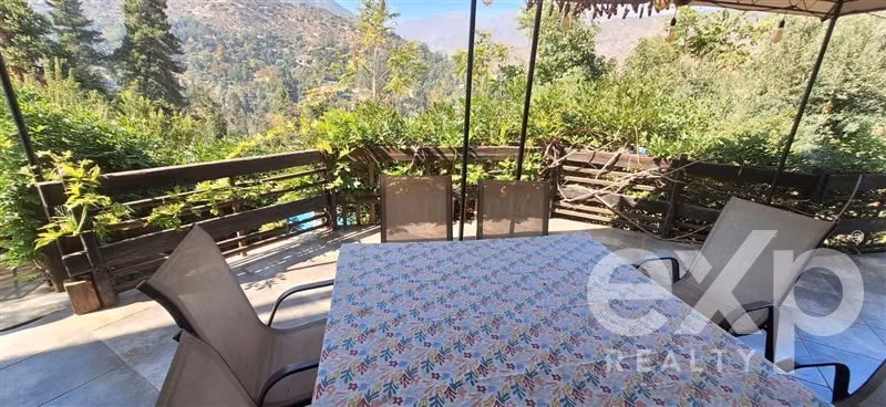 Venta Casa con 4 cabañas en El Arrayán, 5.173 m2 de terreno