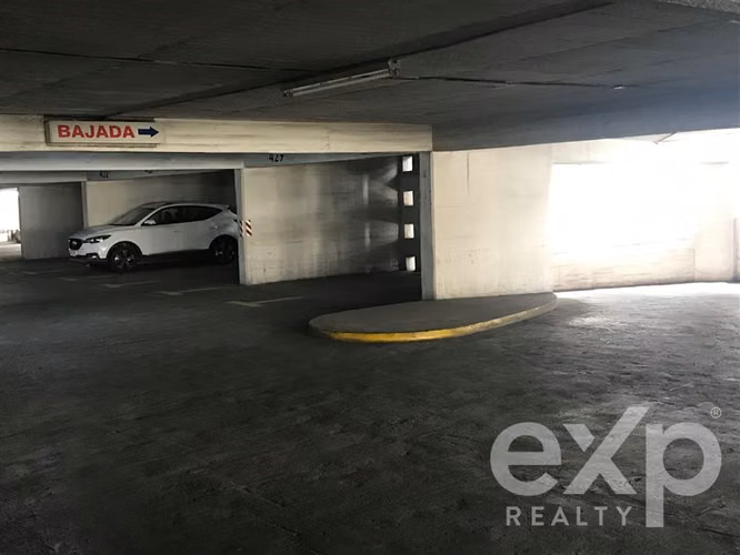 Estacionamiento en venta Edificio Impala ¡Un regalo!