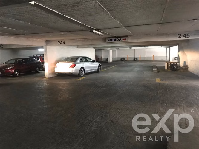Estacionamiento en venta Edificio Impala ¡Un regalo!