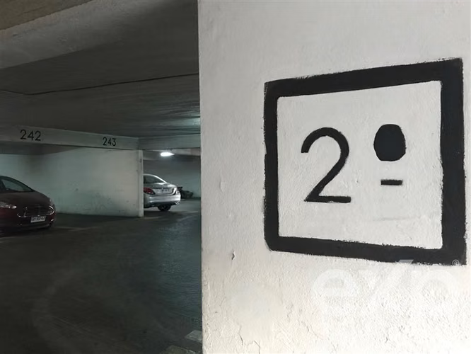 Estacionamiento en venta Edificio Impala ¡Un regalo!