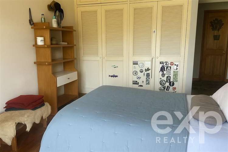 Gran casa con vista, amplitud y potencial único en Reñaca