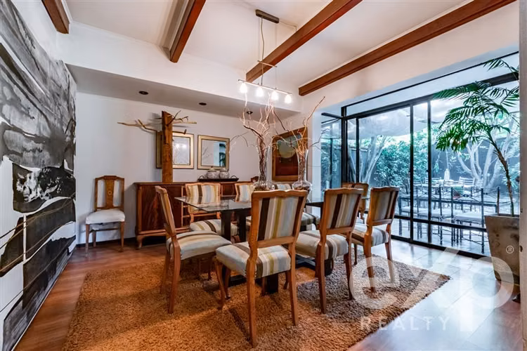 Casa con gran potencial en nueva subzona habitacional - Imagen 3