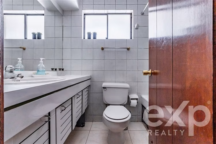 Casa con gran potencial en nueva subzona habitacional - Imagen 9