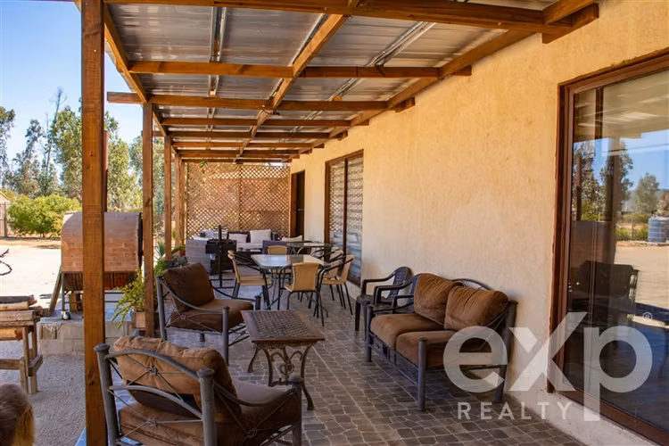Vendo Parcela Limache 5975M2, casa 220M2, frutales, jardín